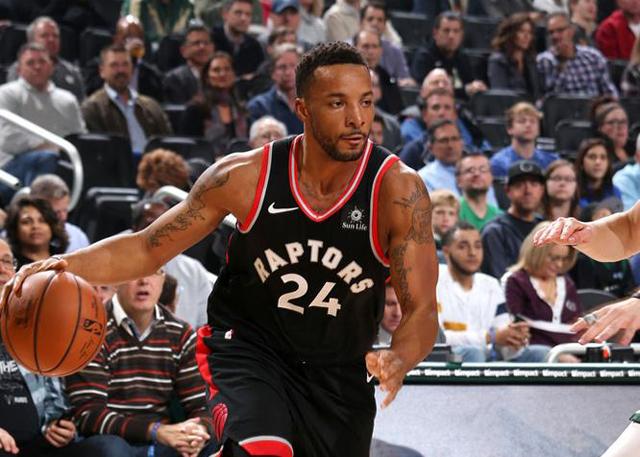 队与自由球 队与自由球