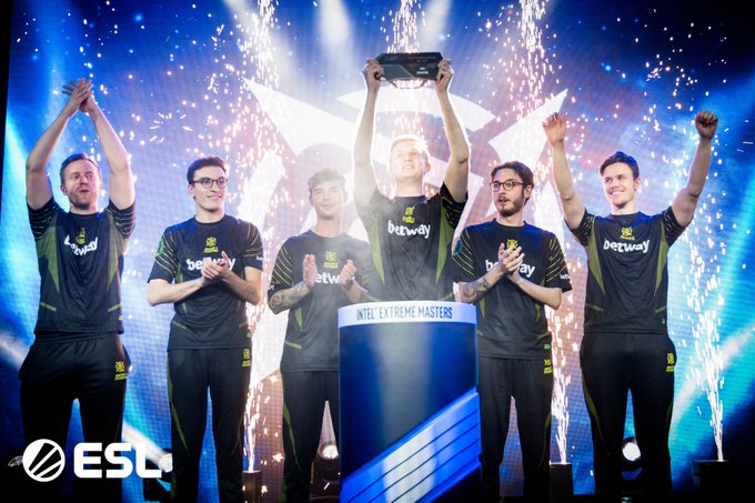 战术不仅依 战术不仅依